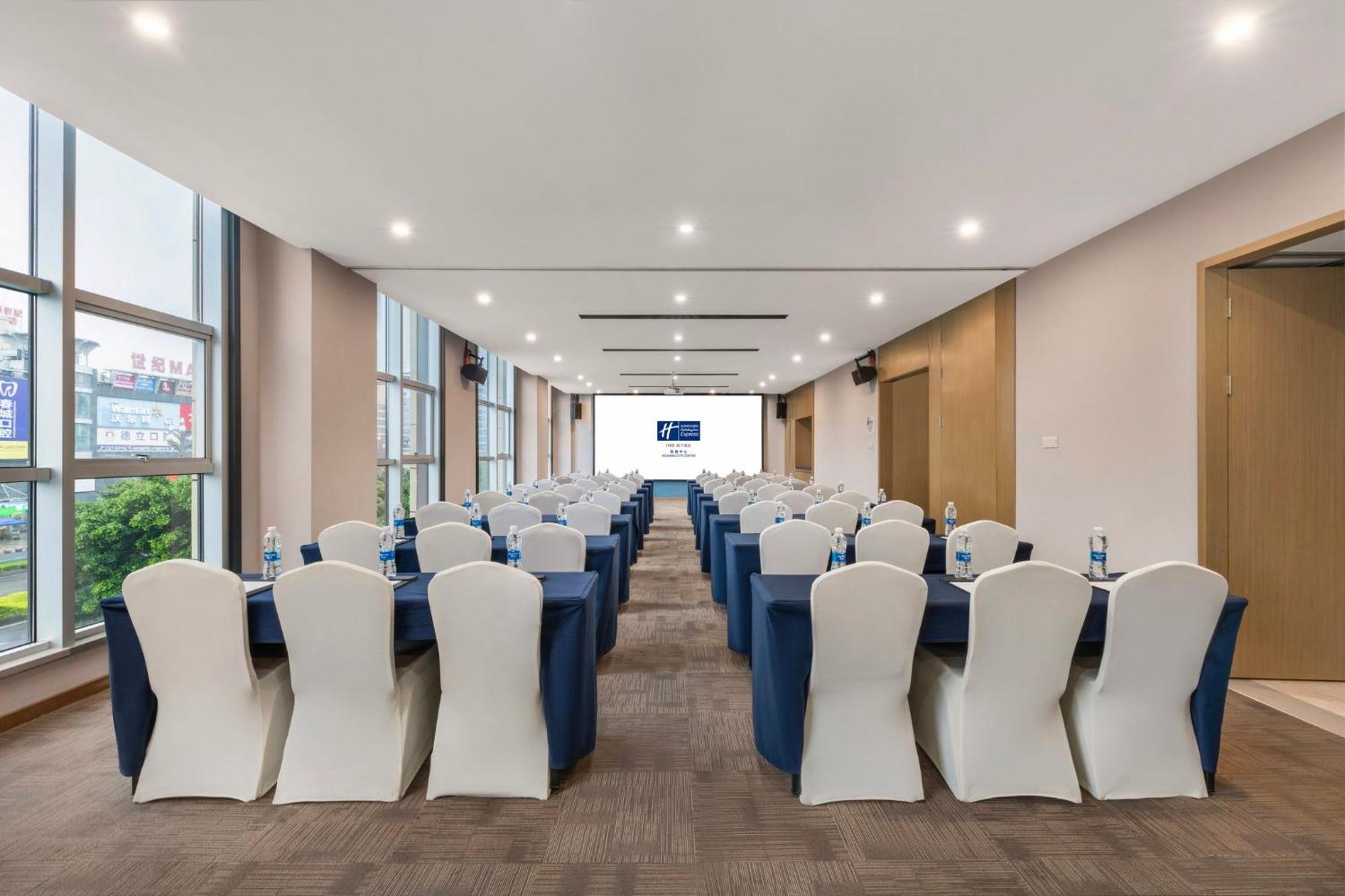 Holiday Inn Express - Xichang City Center By Ihg Luaran gambar