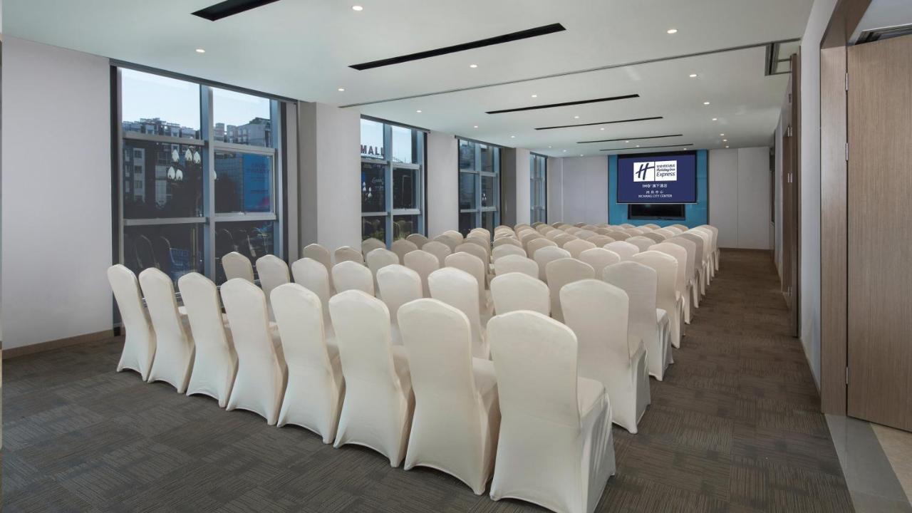 Holiday Inn Express - Xichang City Center By Ihg Luaran gambar